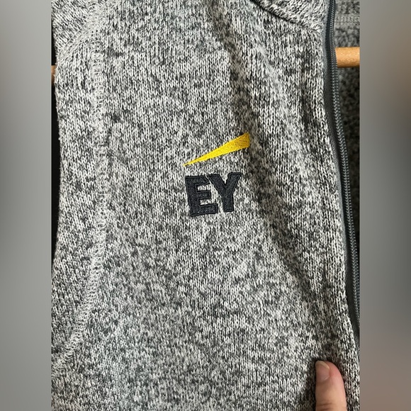 Patagonia better sweater Heather Gray Fleece Vest - Picture 6 of 7